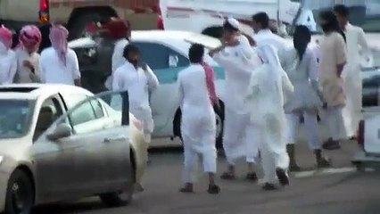 جيب شاص يطارد دوريه صدق او لاتصدق