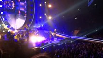 Queen   Adam Lambert - Tie Your Mother Down - 30 January 2015 - Ziggo Dome - Amsterdam
