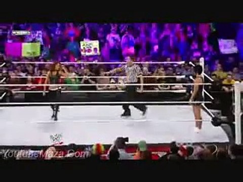 WWE Raw Vickie Guerrero-WWE RAW 2 NOVEMBER 2015