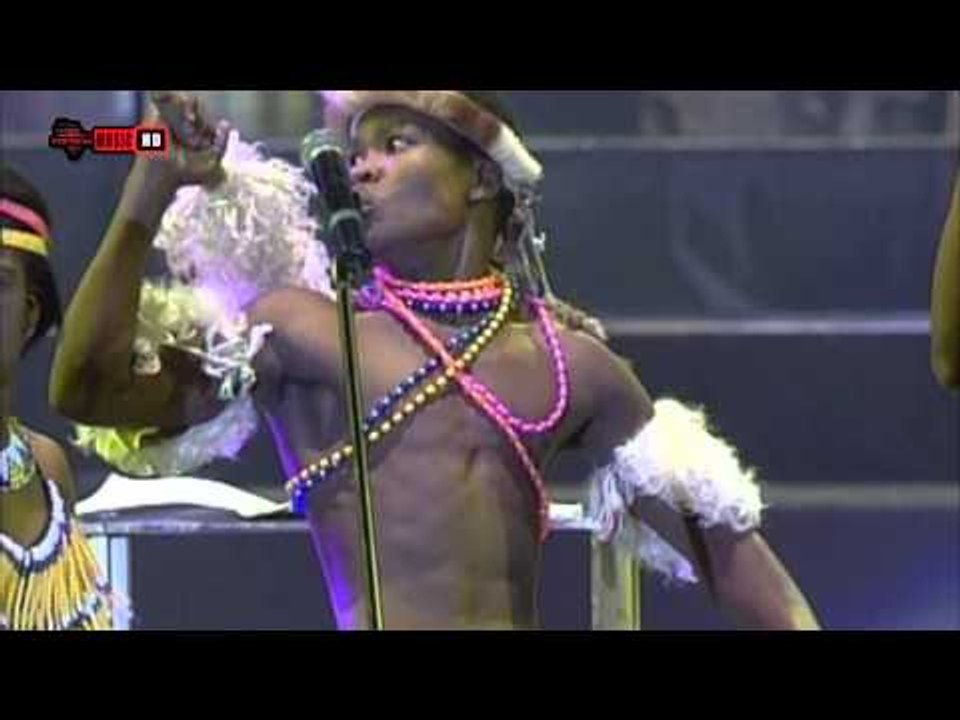 Traditional Drums & Dancers
