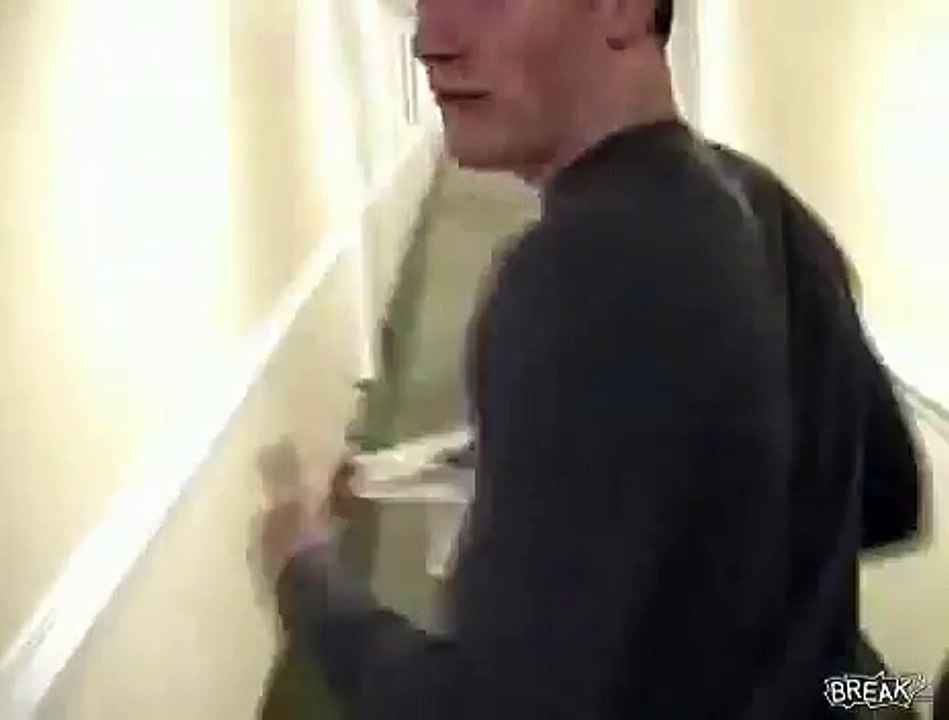 Freaking Hilarious caught in the "act"