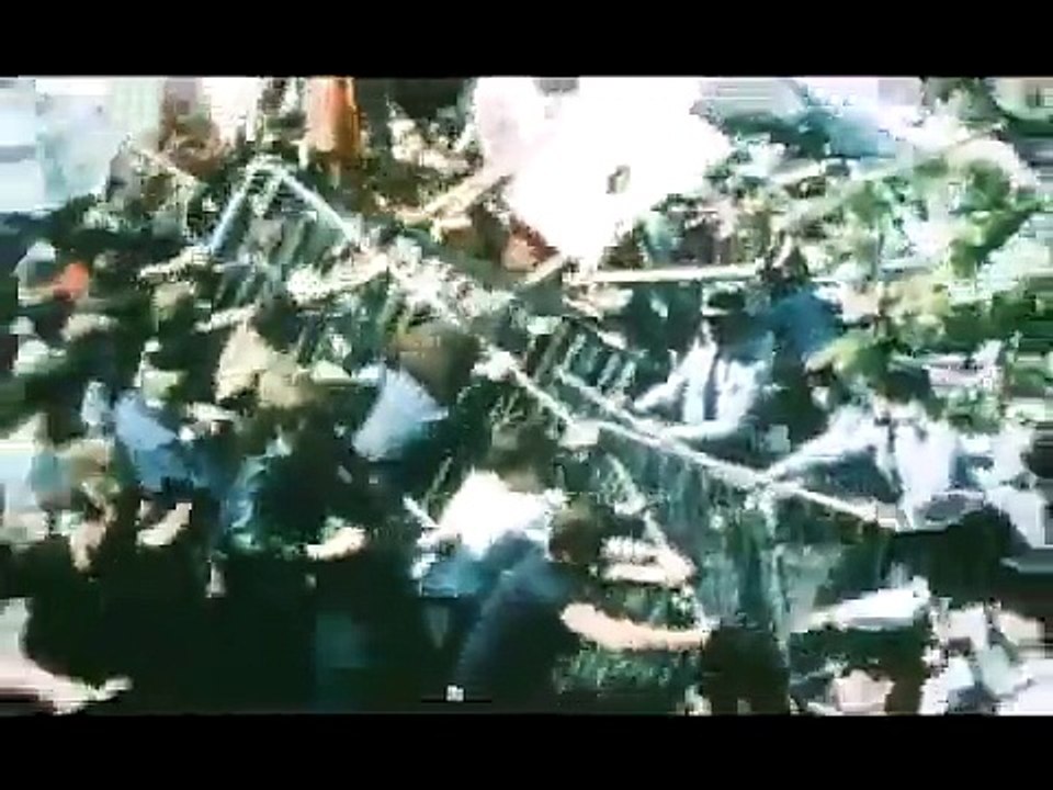 Queen - Under Pressure (Official Video)