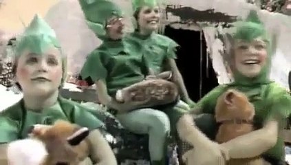 Two Ronnies Christmas Song from 1984