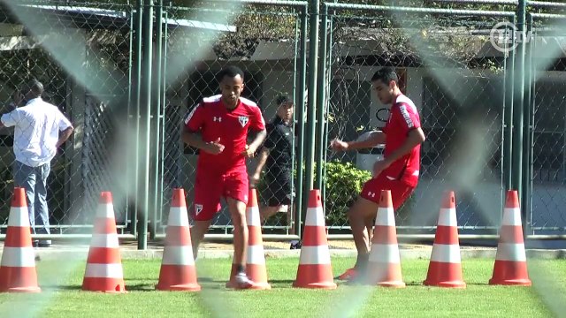 Wilder, Kardec e Bruno são destaques em treino do São Paulo