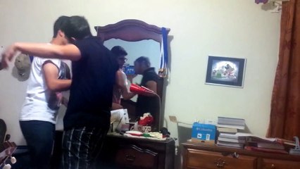 Arab vs american greetings