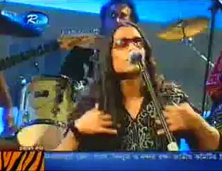 Hasan/Ark-Eto Kosto Keno Valobasay (Live Performance)