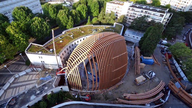 CréteilCathédrale+ - Time lapse du montage de la coque bois (rétrospective de 10 mois de chantier en 2 min 36 sec)