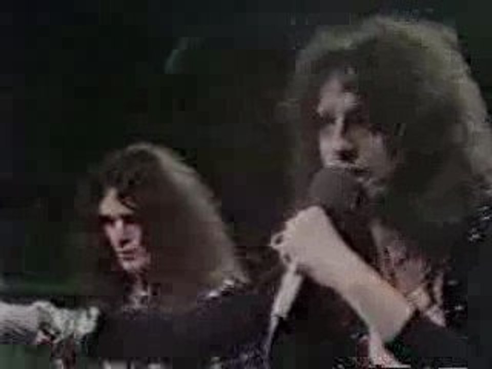 Alice Cooper  Under My Wheels