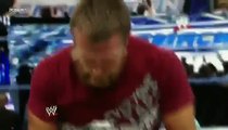 WWE SmackDown 11/25/11 Daniel Bryan ''Cash In'' and wins World Heavyweight Championship!!!