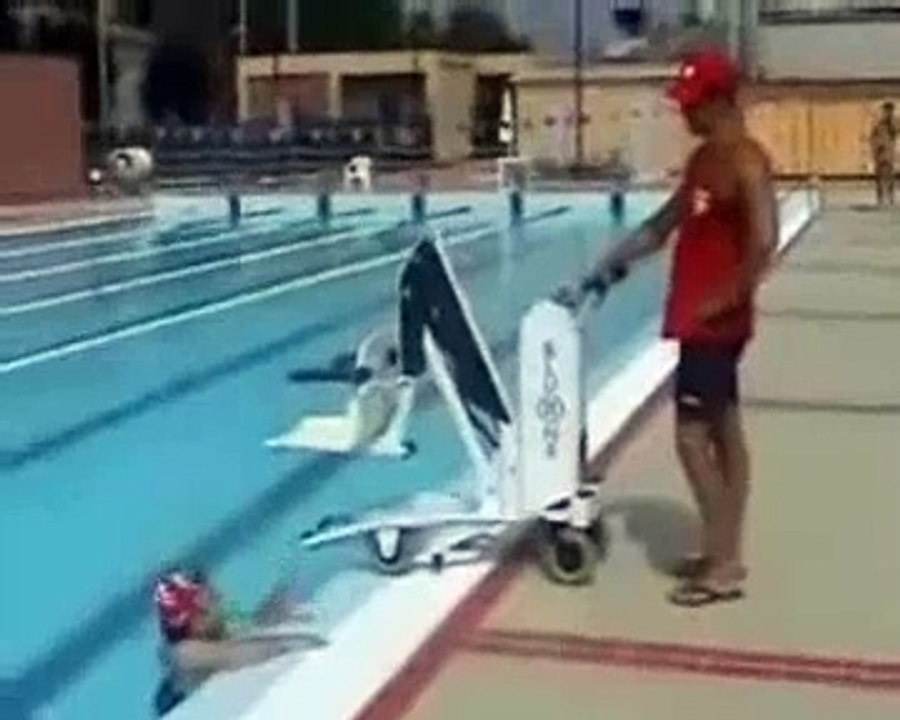 Silla de minusvÃ¡lidos para piscinas, Grupo Dorados