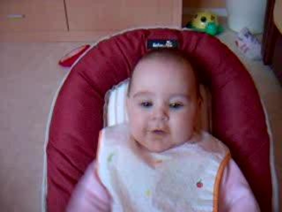 vidéo mayleen 1er petit pot