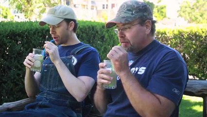 How To Make A Bourbon Tom Collins-Drinks Made Easy