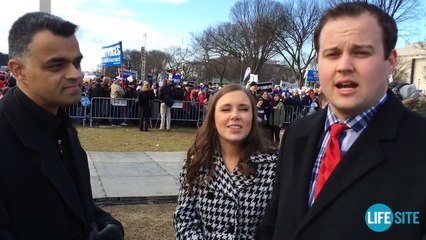 'Stay strong' pro-lifers! - Josh & Anna Duggar at 2015 DC March for Life
