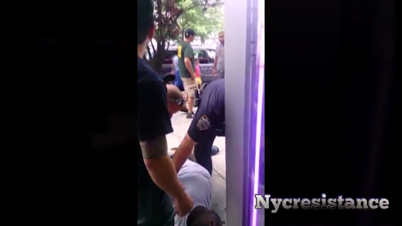 NYPD Cops choke Black man to death for selling a 50 cent Cigarette ! ... Extended Footage