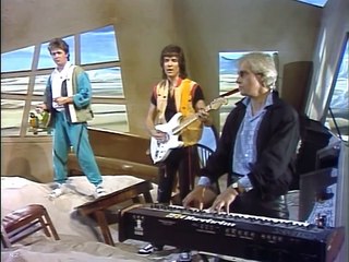 Yes - Owner Of A Lonely Heart 1983 Video Sound HQ