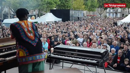 Jazz à Vannes. Lucky Peterson attire la foule