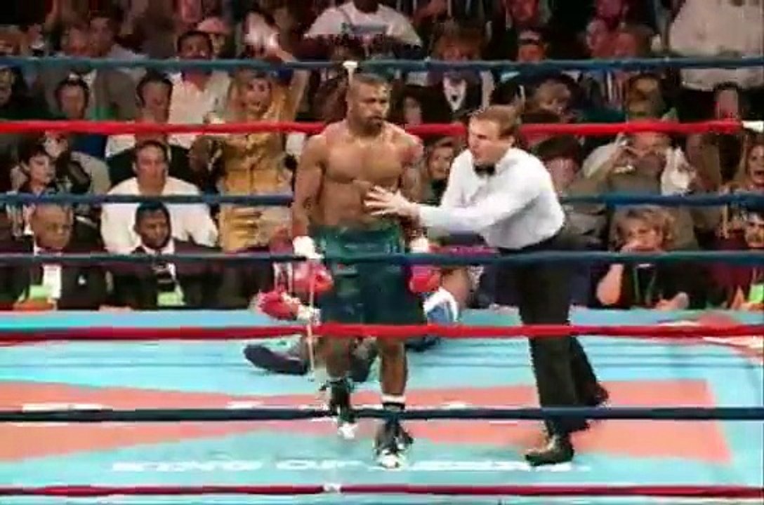Roy Jones - Mr. Unbeatable... and still!