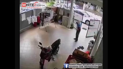 20/02/2015 MacheteWielding Armed Robbers Attempts To Rob Home  Malaysia Crime Focus 360