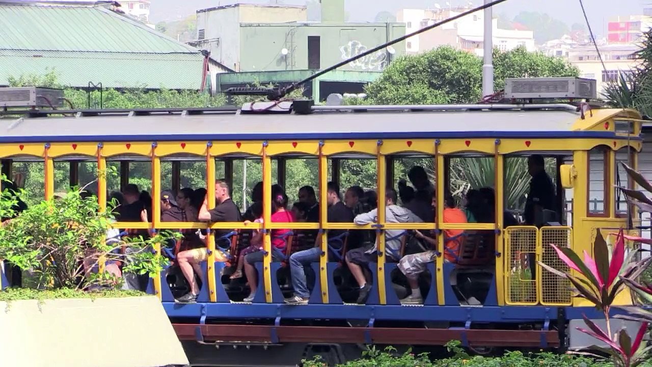 'Olympia'-Straßenbahn in Rio fährt nach Video-Protest