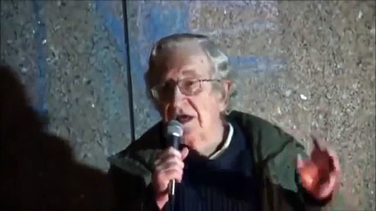 Noam Chomsky - General Strike