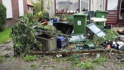 Automobilist belandt in tuin in Nieuwolda - RTV Noord