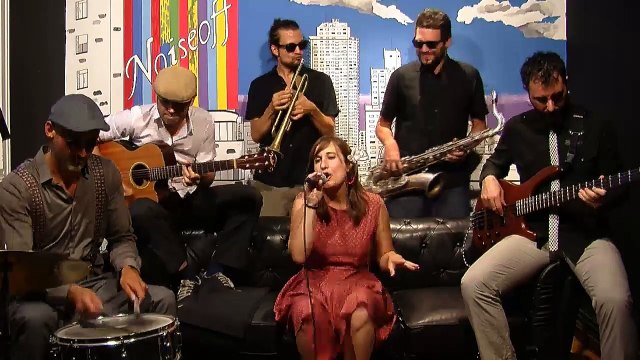 Cromática Pistona - Theâtre Robert-Houdin - Noise Off Unplugged (Directo)