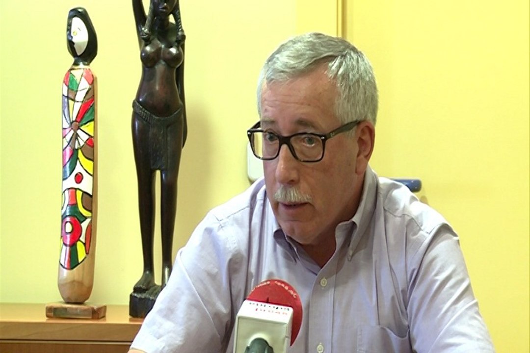 Toxo pide al Gobierno que se deje de anuncios