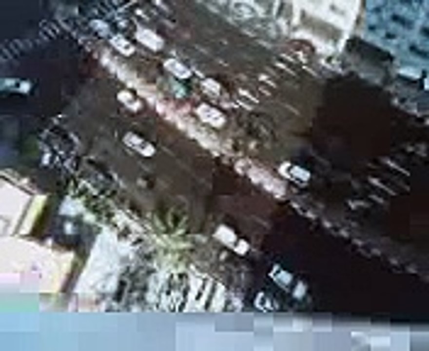 Nahman Mehuman play "Yalla Ya Nasrallah" at downtown TelAviv