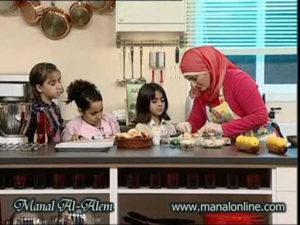 قطار الساندوتشات2 - منال العالم