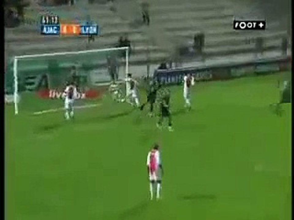 Ajaccio - Lyon   Coup Franc Juninho 40 mètres.