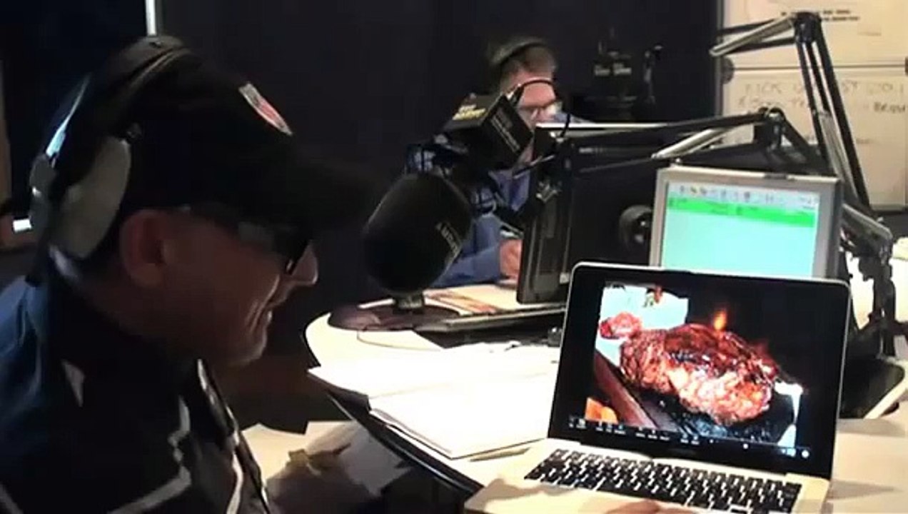 Mike Parry dancing to Rihanna's 'Rude Boy' in T.W.A.T