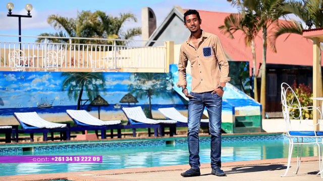 NICOLAS AULAS - AZA KIVY (gasy HD 2015 - malagasy)