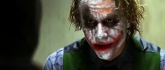 EL CABALLERO OSCURO - Interrogatorio de Batman Al Joker (Castellano)