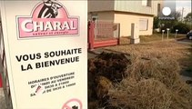 متوقف کردن کامیونهای حامل مواد غذایی خارجی توسط کشاورزان معترض فرانسوی