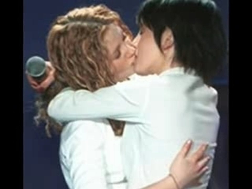 Tatu kiss - Beautiful World