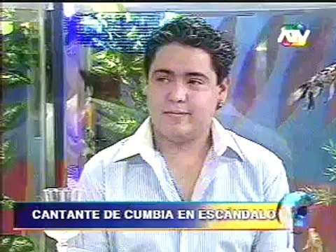 Cantante Lucho Cuellar atropella a un perro - Informe de ATV Noticias (01-09-2010)