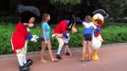 2015 4th of July at Epcot meeting Mickey Mouse, Goofy, Donald, Chip & Dale