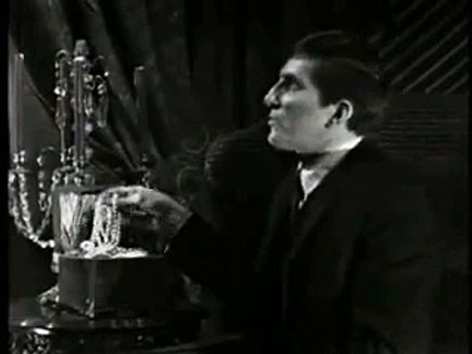 Barnabas Collins: Me.