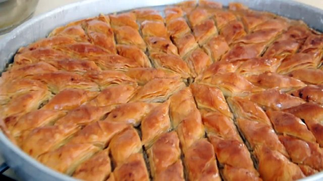 Baklava Dilimi Nasıl Kesilir Kolay Baklava Kesimi