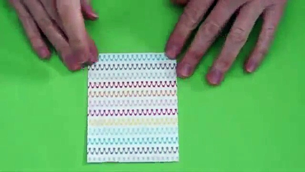 Easy origami craft: How to make a Japanese doll bookmark