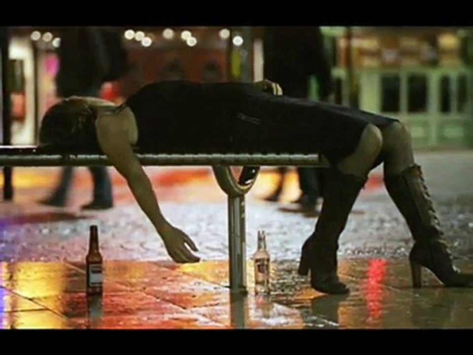 Robbie  Williams  -  Feel