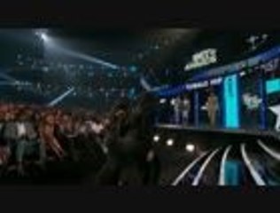Nicki Minaj remporte le prix de La Meilleure Artiste Hip-Hop !