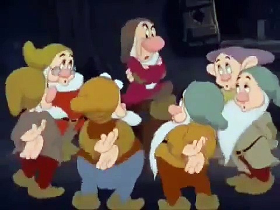 SinäTuubaPaska - Lumikki ja ses kääpiötä