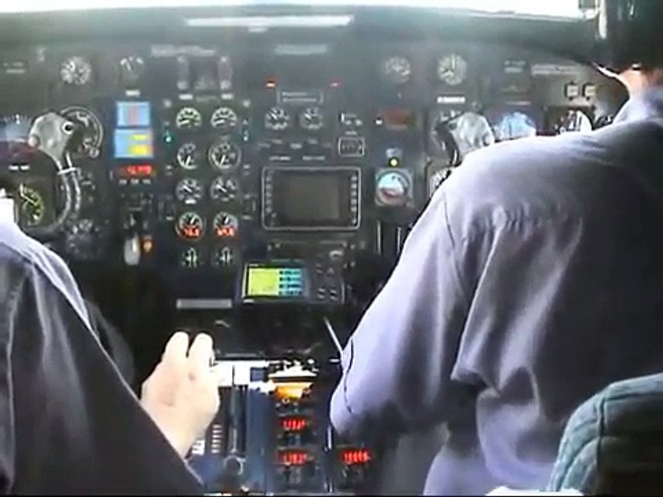 Dornier Do 228 Flightdeck Observation!