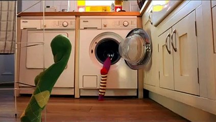 Orange Mobile Commercial: Hide & Seek Socks