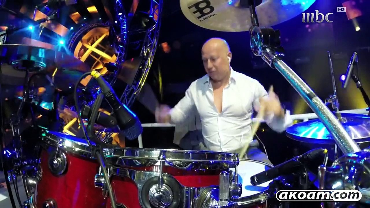 حفل النجم عمرو دياب في مهرجان فبراير الكويت  2015