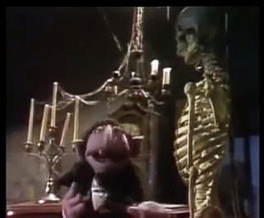 Sesame Count - Bones / Graf Zahl - Knochenlied