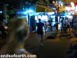 Khao San Road Bangkok, Thailand Futbol (Soccer) Juggling Pro, World Cup 2010