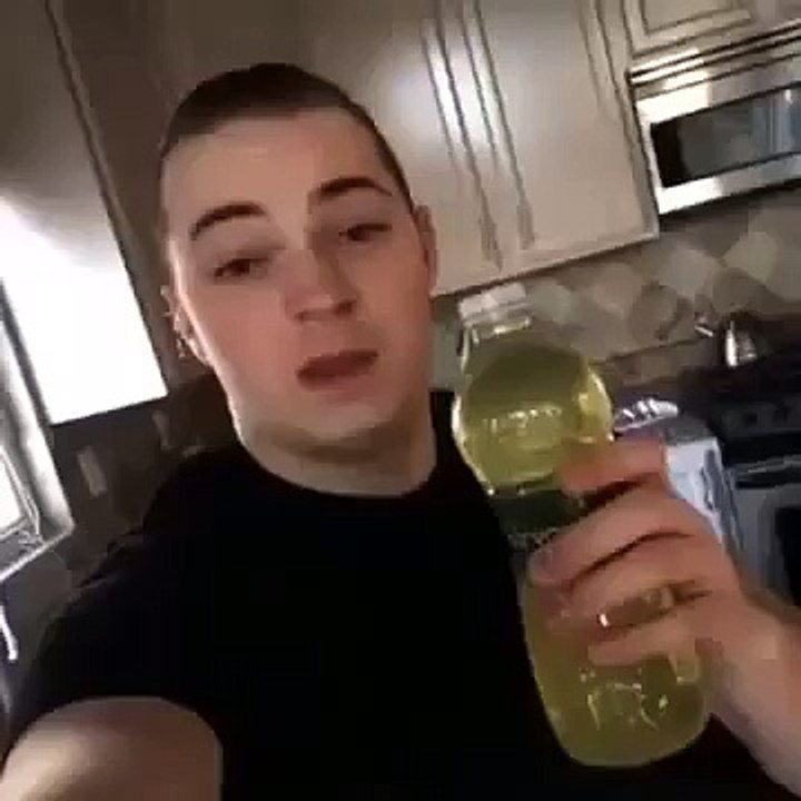 Vine Video - Pee Prank