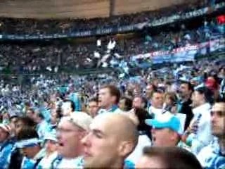 SUPERBE VIDEO SUR LE PUBLIC DE L'OM CLIP